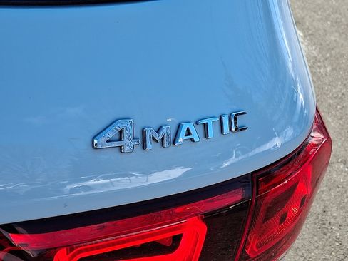 Certified 2022 Mercedes-Benz GLB 250 4MATIC image 34