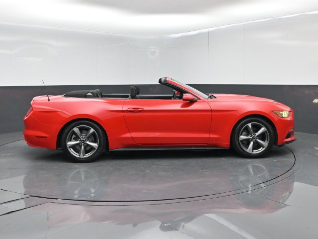 Used 2017 Ford Mustang Convertible w/ Equipment Group 051A RWD image 9