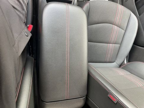 Used 2022 Chevrolet Equinox RS w/ Infotainment Package image 10