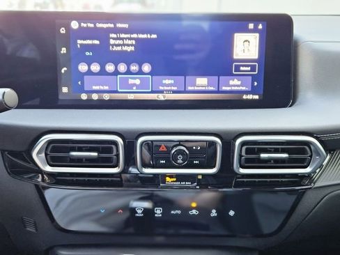 New 2026 Nissan Sentra SV w/ Floor Mat Package FWD image 21