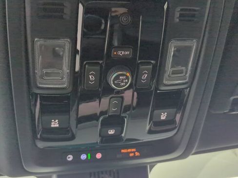 Used 2026 Chevrolet Tahoe High Country w/ Sun And Tow Package AWD/4WD image 27