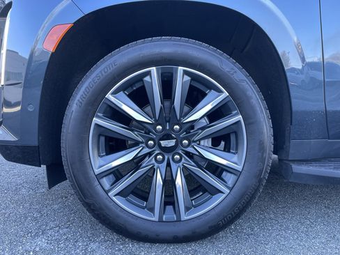 Used 2021 Cadillac Escalade Sport image 9