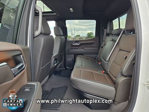 Used 2023 Chevrolet Silverado 1500 W/T w/ Trailering Package AWD/4WD image 11