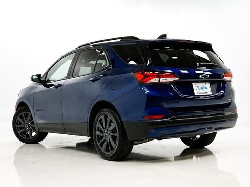 Used 2022 Chevrolet Equinox RS image 24