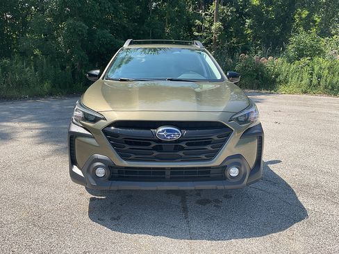 Used 2024 Subaru Outback Onyx Edition AWD/4WD image 2