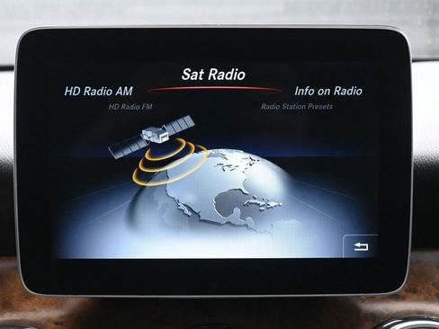 Used 2019 Mercedes-Benz GLA 250 image 30