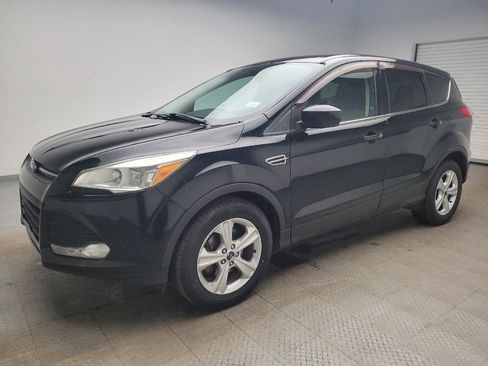 Used 2016 Ford Escape SE FWD image 2