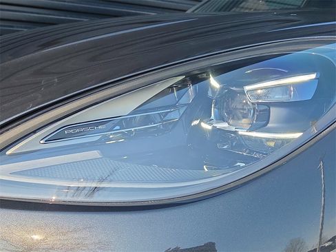 Certified 2023 Porsche Macan GTS image 24