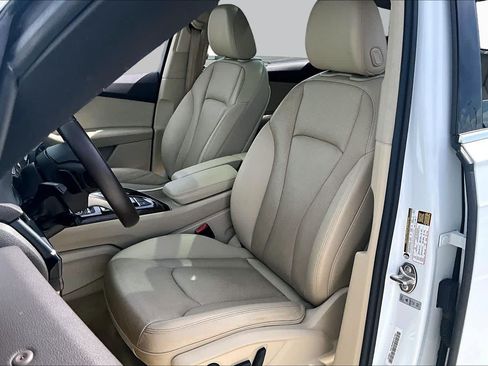 Used 2018 Audi Q7 3.0T Prestige w/ Prestige Package AWD/4WD image 7