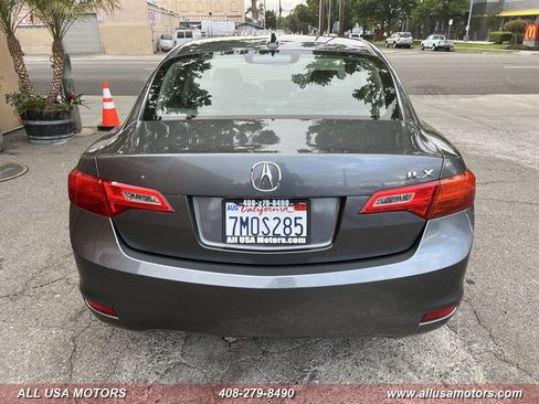 Used 2013 Acura ILX w/ Technology Package FWD image 8