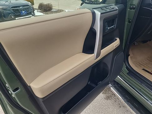 Used 2022 Toyota 4Runner Limited image 10