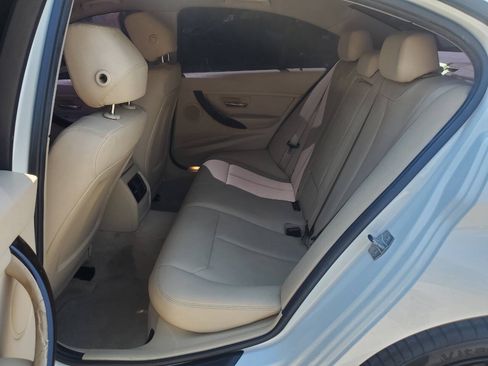 Used 2015 BMW 320i Sedan RWD image 15