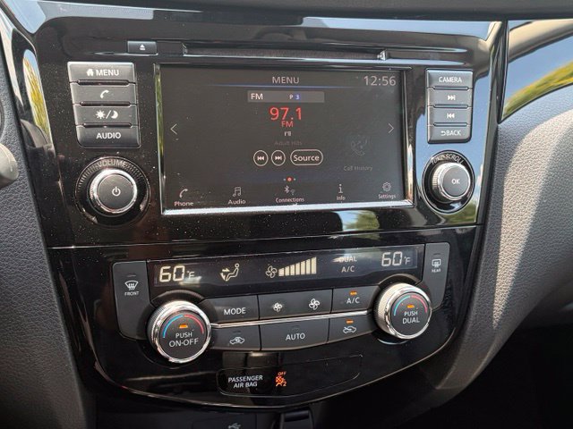 Used 2022 Nissan Rogue Sport SV w/ Technology Package AWD/4WD image 21