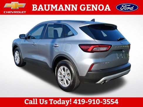 Used 2024 Ford Escape Active AWD/4WD image 3