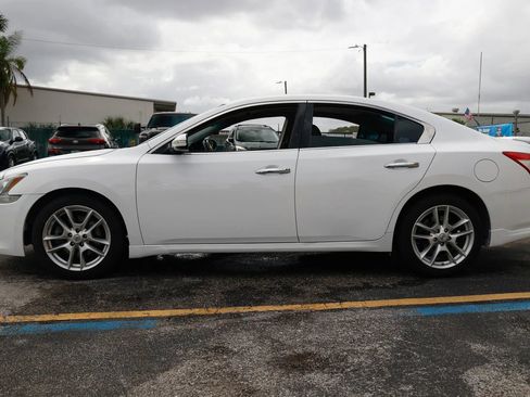 Used 2011 Nissan Maxima 3.5 SV FWD image 3
