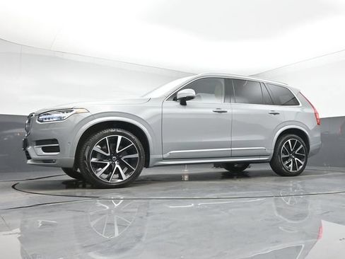 Used 2024 Volvo XC90 B6 Ultimate w/ Protection Package Premier AWD/4WD image 13