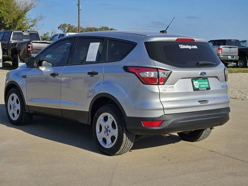 Used 2018 Ford Escape S image 5