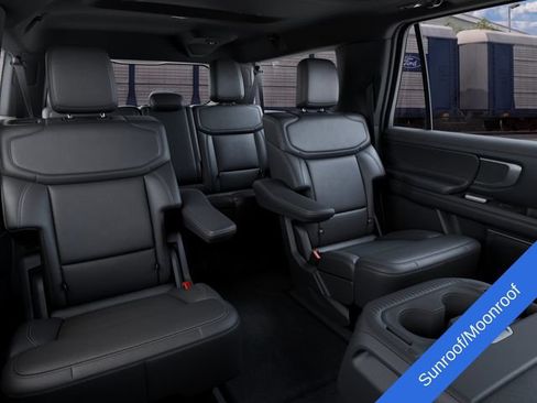 New 2027 Ford Expedition Max Platinum AWD/4WD image 12