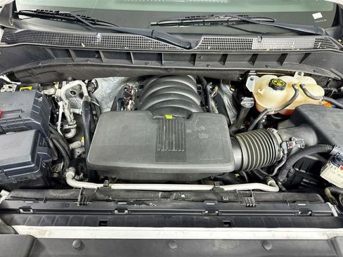 Used 2021 Chevrolet Silverado 1500 High Country w/ Technology Package AWD/4WD image 37