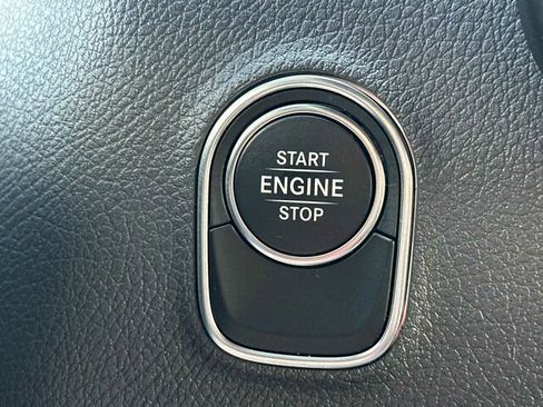 Used 2024 Mercedes-Benz Sprinter 2500 image 25