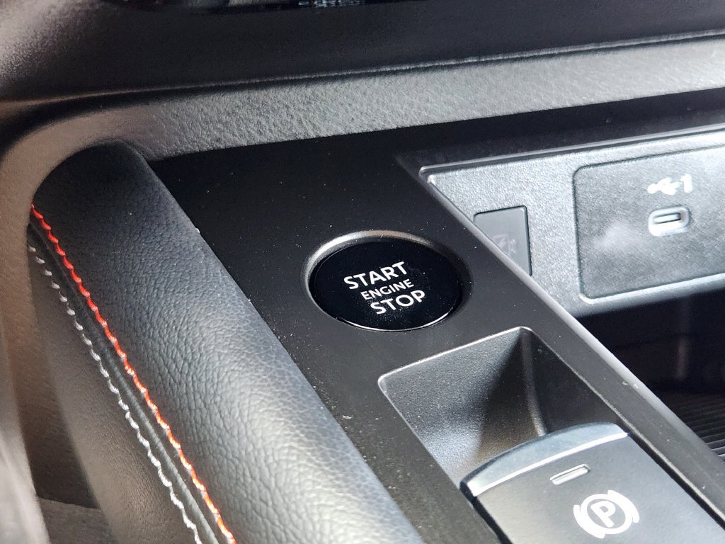 Used 2026 Nissan Kicks SR w/ SR Premium Package FWD image 22
