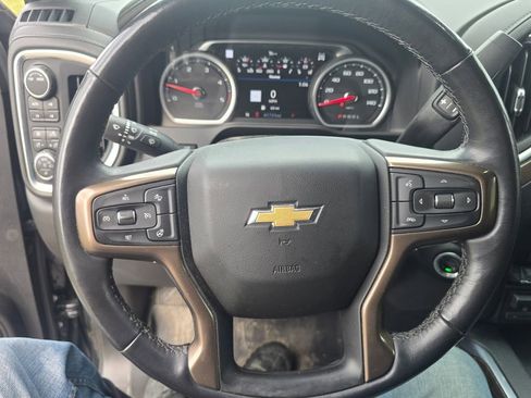 Used 2021 Chevrolet Silverado 3500 High Country image 5