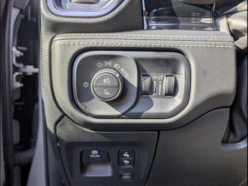 Used 2025 RAM 1500 Limited image 14