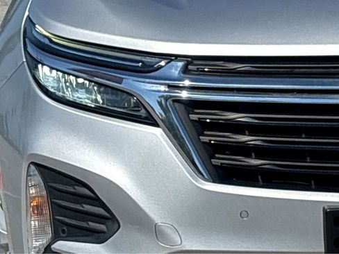 Used 2022 Chevrolet Equinox LT FWD image 15