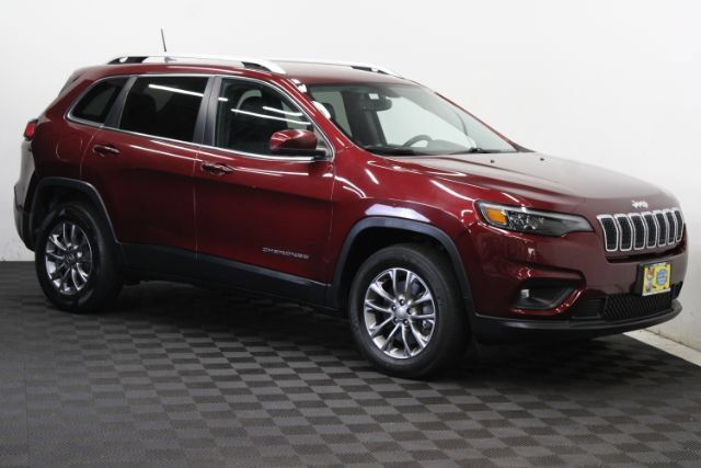 Used 2020 Jeep Cherokee Latitude Plus w/ Comfort/Convenience Group AWD/4WD image 4