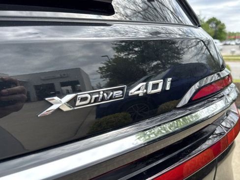 Used 2025 BMW X7 xDrive40i AWD/4WD image 7