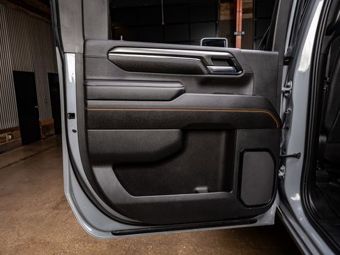 Used 2024 GMC Sierra 2500 AT4 w/ Max Trailering Package image 37