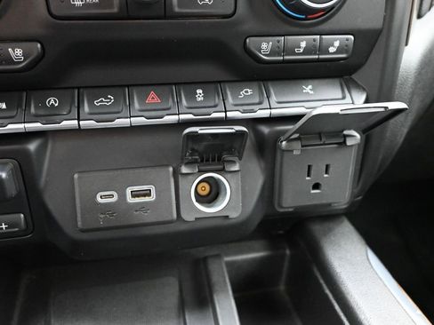 Used 2020 Chevrolet Silverado 1500 High Country AWD/4WD image 17
