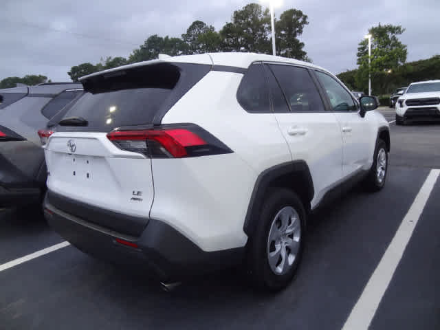 Certified 2025 Toyota RAV4 LE AWD/4WD image 4