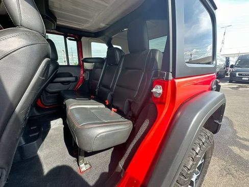 Used 2021 Jeep Wrangler Unlimited Rubicon AWD/4WD image 24
