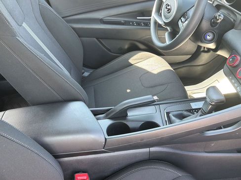 Used 2023 Hyundai Elantra SE w/ Cargo Package FWD image 40