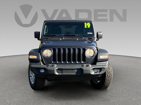 Used 2019 Jeep Wrangler Unlimited Sport S image 21