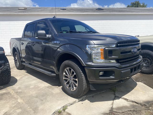 Used 2018 Ford F150 XLT w/ Equipment Group 302A Luxury AWD/4WD image 2