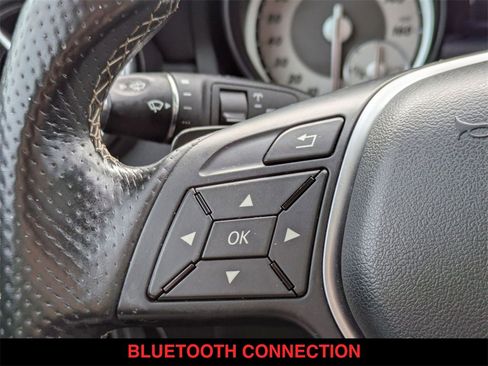 Used 2015 Mercedes-Benz GLA 250 4MATIC image 6