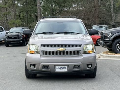 Used 2007 Chevrolet Avalanche LTZ w/ LTZ Preferred Equipment Group image 2