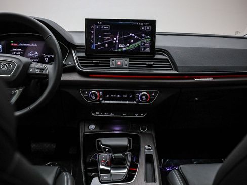 Used 2025 Audi Q5 2.0T Premium Plus w/ Premium Plus Package image 15