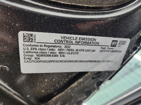 Used 2022 Chevrolet Silverado 3500 High Country w/ Snow Plow Prep/Camper Package image 22