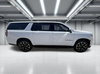 Used 2022 Chevrolet Suburban RST w/ Luxury Package AWD/4WD video 1