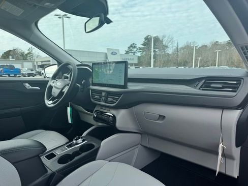 New 2026 Ford Escape SE w/ PHEV Premium Package image 26