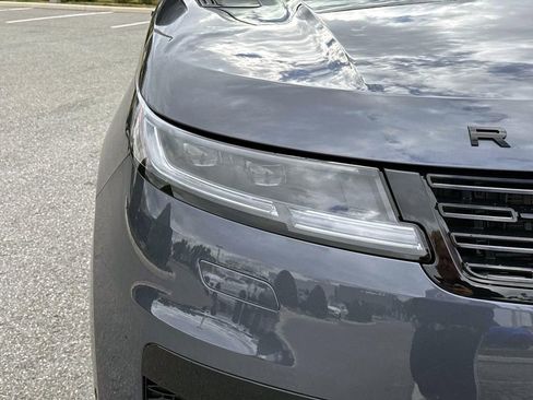 New 2026 Land Rover Range Rover Sport SE image 9