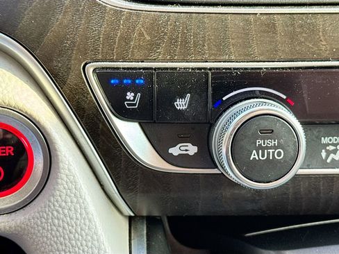 Used 2022 Honda Accord Touring image 17