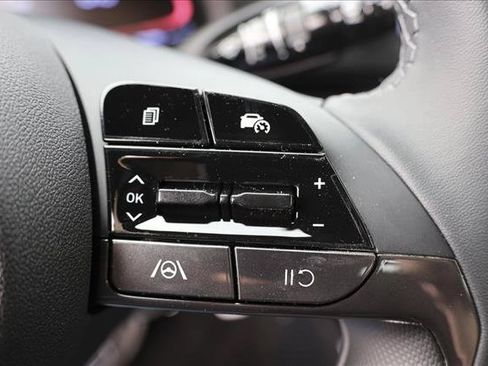 Certified 2026 Hyundai Elantra Sport FWD image 16