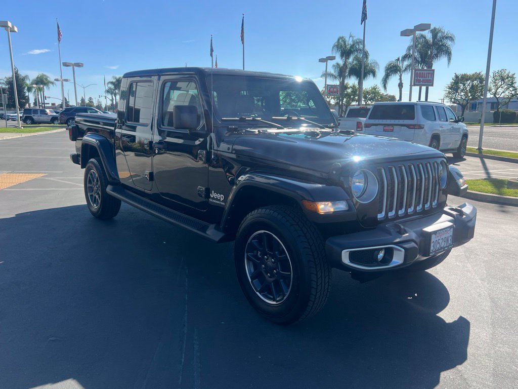 Used 2022 Jeep Gladiator Overland w/ Popular Equipment Package AWD/4WD image 7