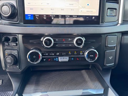 Used 2025 Ford F350 Platinum AWD/4WD image 26