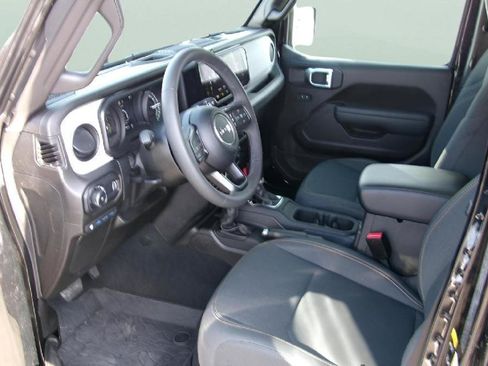 Used 2025 Jeep Wrangler Unlimited Sport S 4xe AWD/4WD image 9