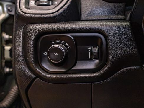 Used 2021 RAM 2500 Tradesman AWD/4WD image 21